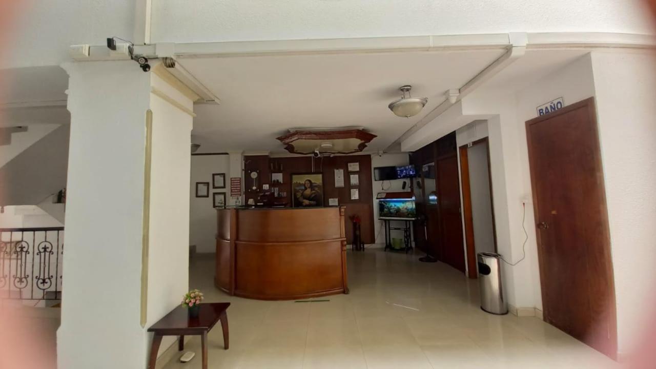 Hotel Davinci Calarcá Екстериор снимка