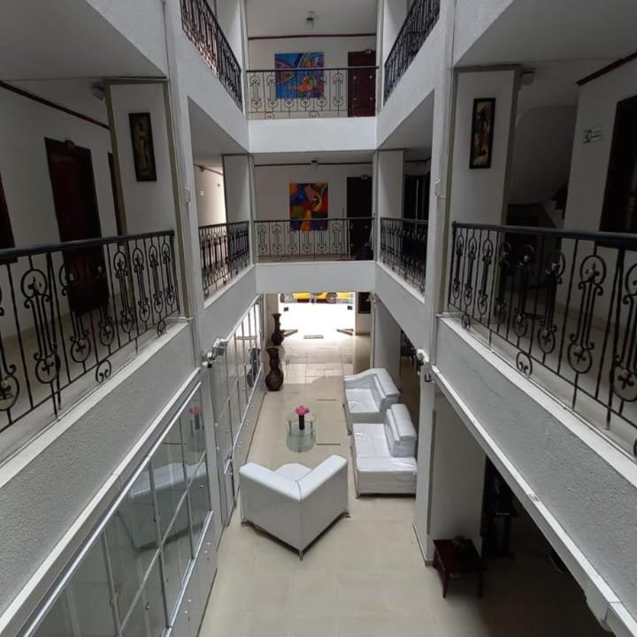 Hotel Davinci Calarcá Екстериор снимка