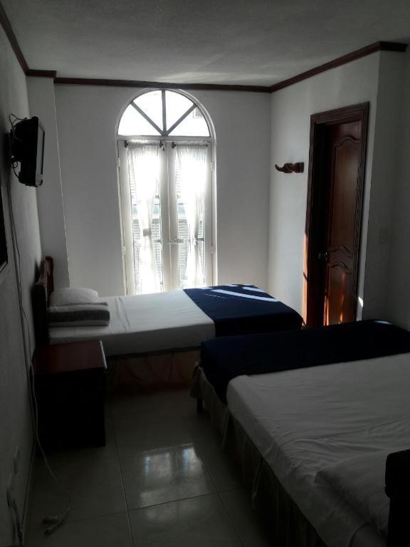 Hotel Davinci Calarcá Екстериор снимка